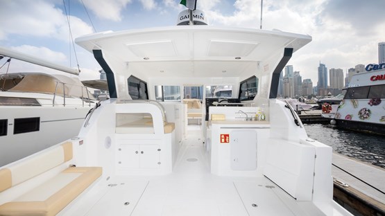 Storm Sliver Craft 36ft | AED595/Hour